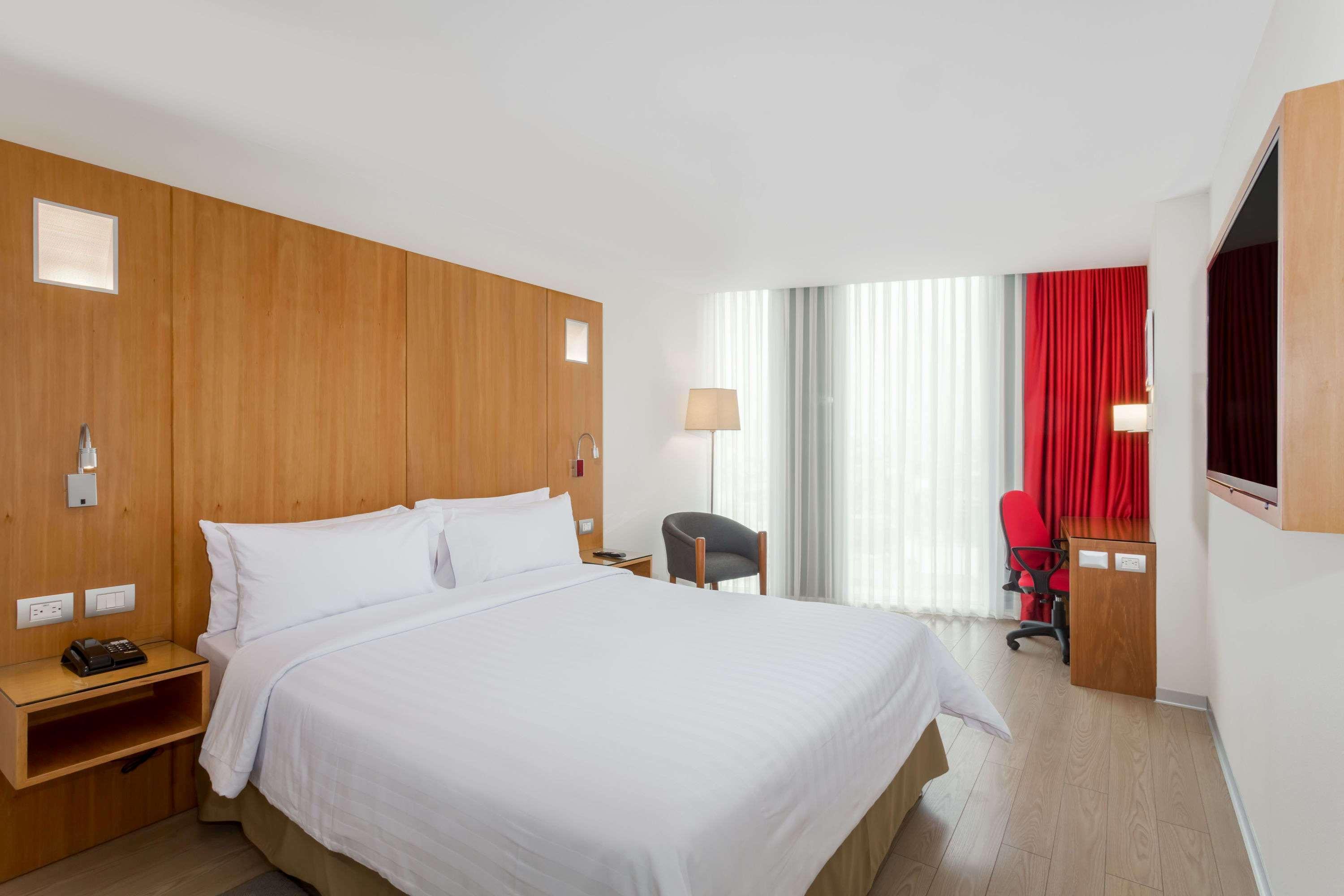 Ramada Encore By Wyndham Lima San Isidro Ngoại thất bức ảnh