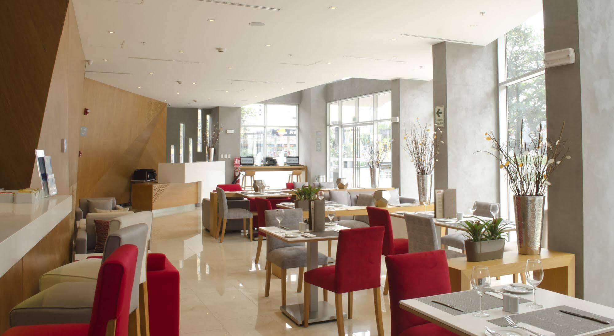 Ramada Encore By Wyndham Lima San Isidro Ngoại thất bức ảnh